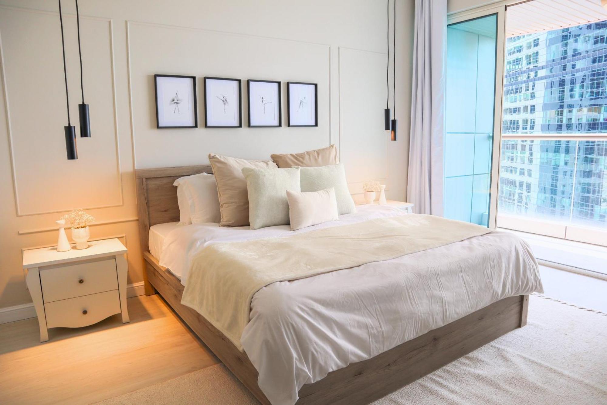 Дом отдыха Spacious 1br, Pool, Gym, Near Dining & Shops *